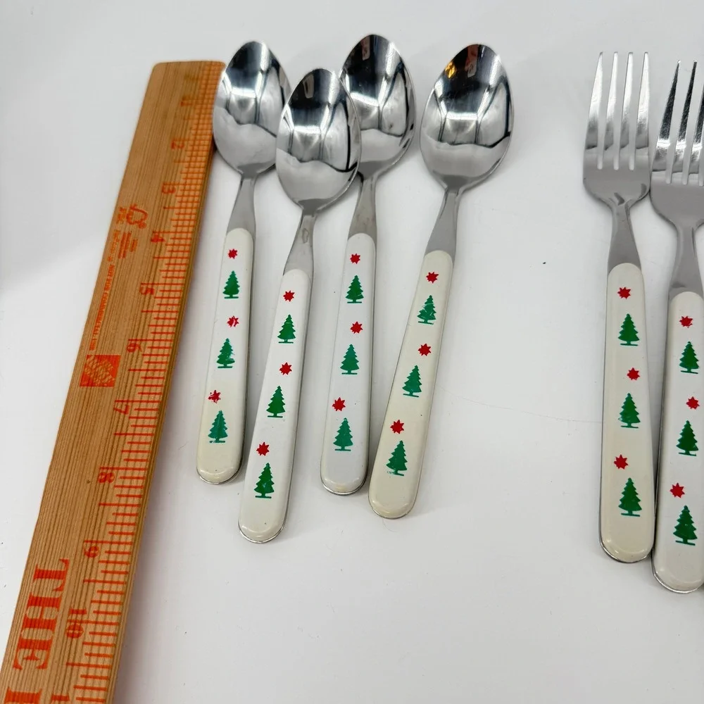 Flatware Set White Christmas Trees Stainless 18pc Utensils Vintage‎ Plastic